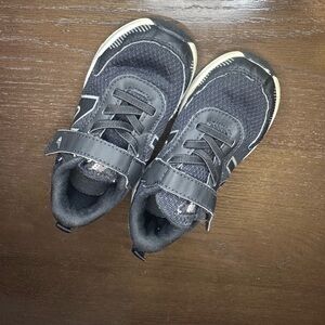 Toddler boy new balance sneakers size 10
